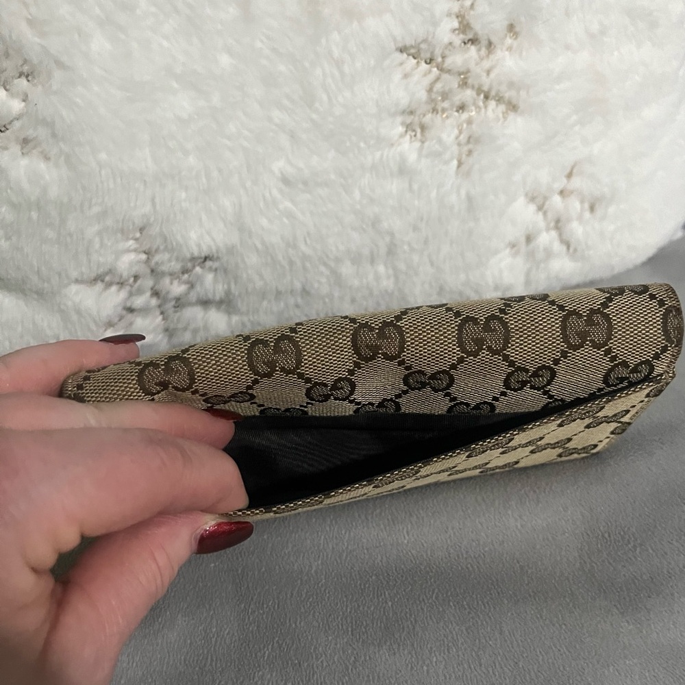 ✨Authentic Gucci Tan and Brown Monogram Wallet - Picture 3 of 12